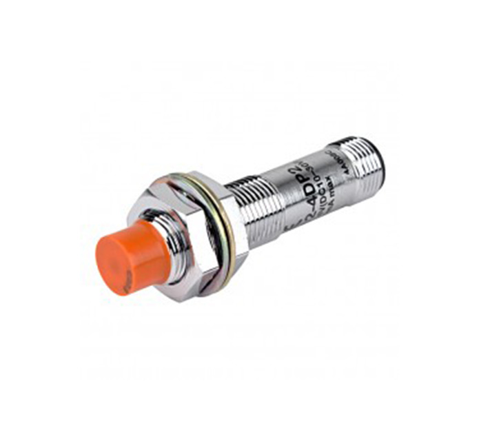 Sensor de proximidad industrial con alta sensibilidad de detección.